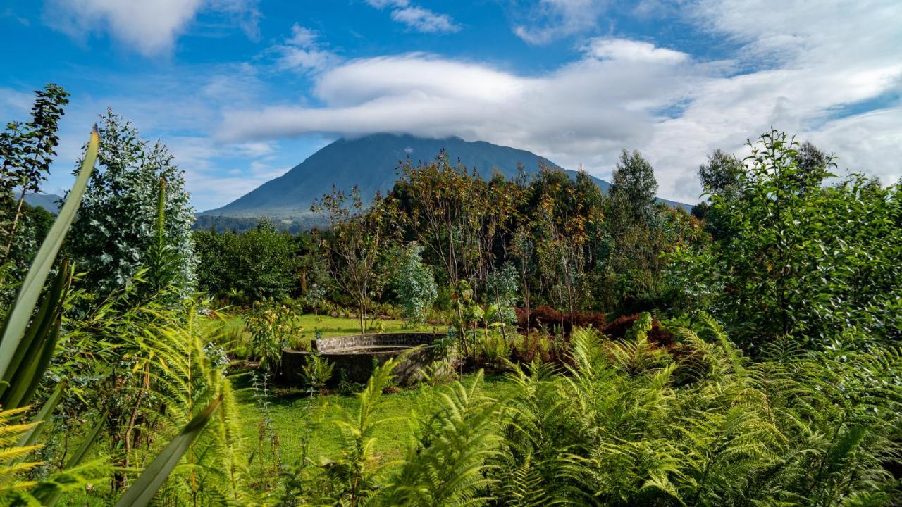 Sambora Kinigi Villa Exterior photo